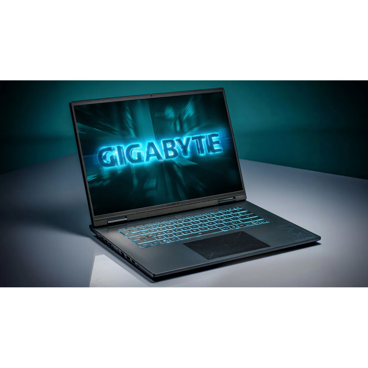 Laptop Gigabyte GAMING A16 CVHI3ES894SD 16" Intel Core i7-13620H 16 GB RAM 1 TB SSD geforce rtx 5060 - Image 9